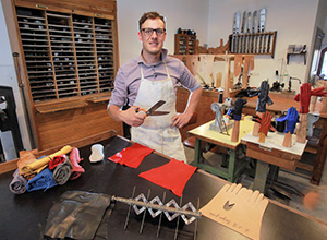 Lederhandschuhe vom Lederhandschuhmacher in Handarbeit